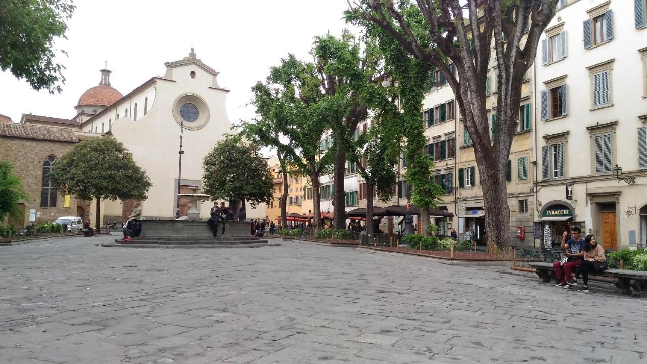 Piazza Del Carmine, Flo Florencia